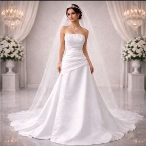 David’s Bridal Wedding Dress Size 12-14 White Strapless Satin Beaded LNWT